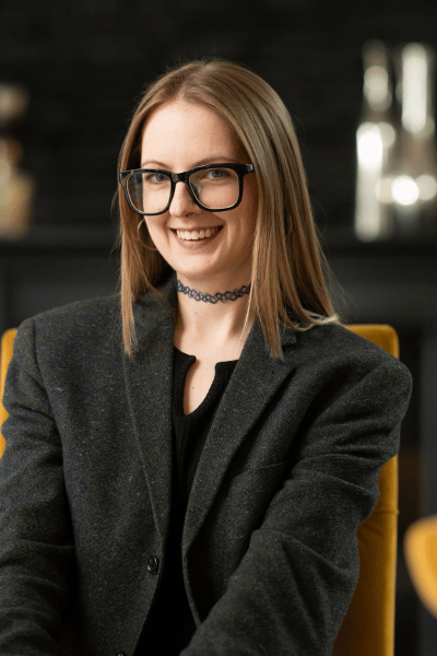 sarah_hanlon Sarah Hanlon, Content Specialist, New Motto Inc.